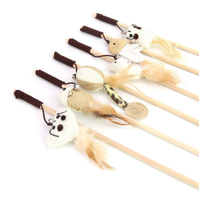 M Size Cat Teaser Wand Cute Wood Cat Feather Wand OEM ODM Cat Teaser Stick (Котская палочка для драки)